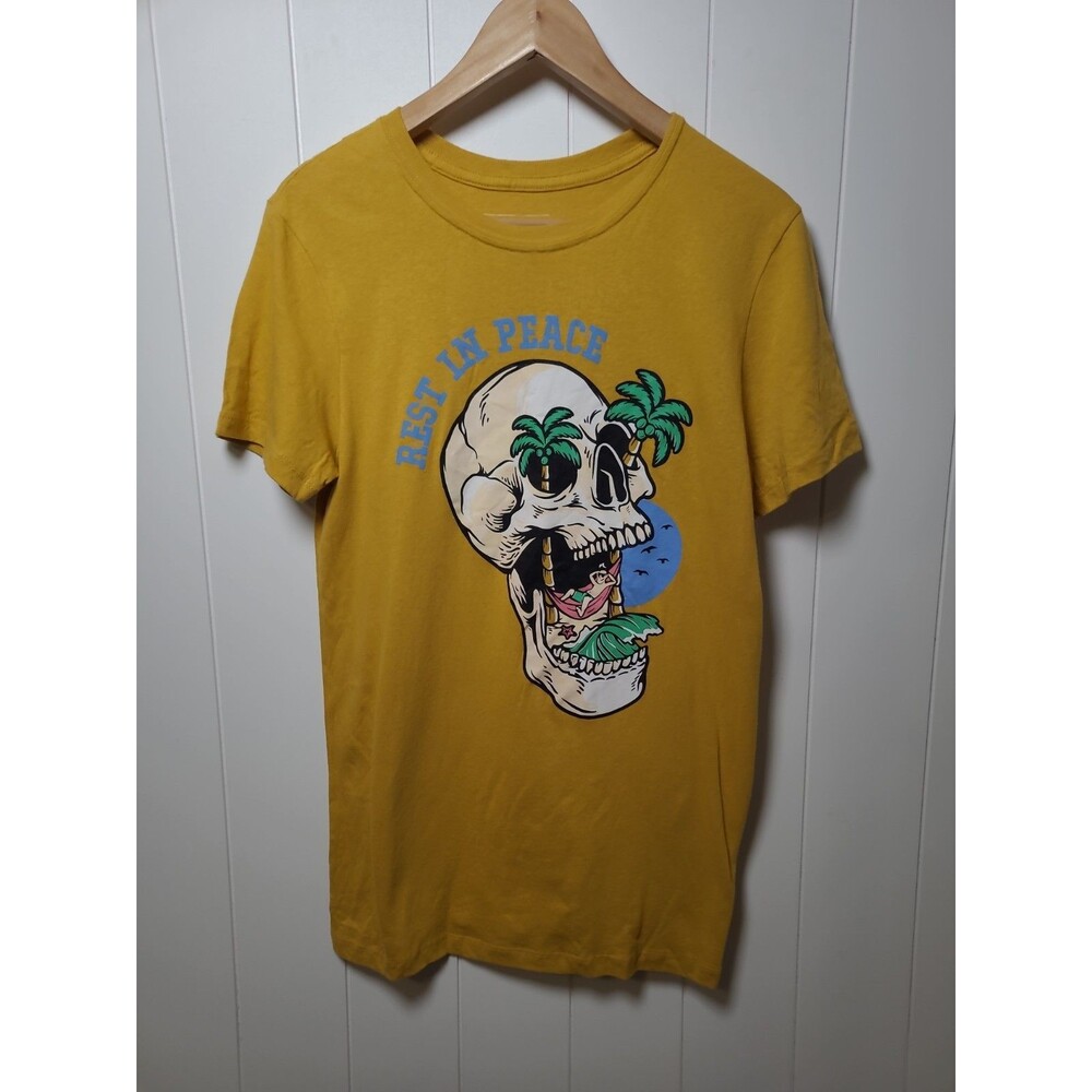 Rest in Peace Skull Beach Tshirt Top Womens Small Grunge Goth Retro Short Sleeve